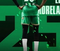 自宣！莫兰德晒穿25号球衣海报：辽宁！我回家了！加油！